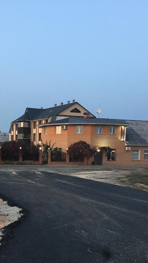 Мотельный Комплекс Телега Sula Exterior foto
